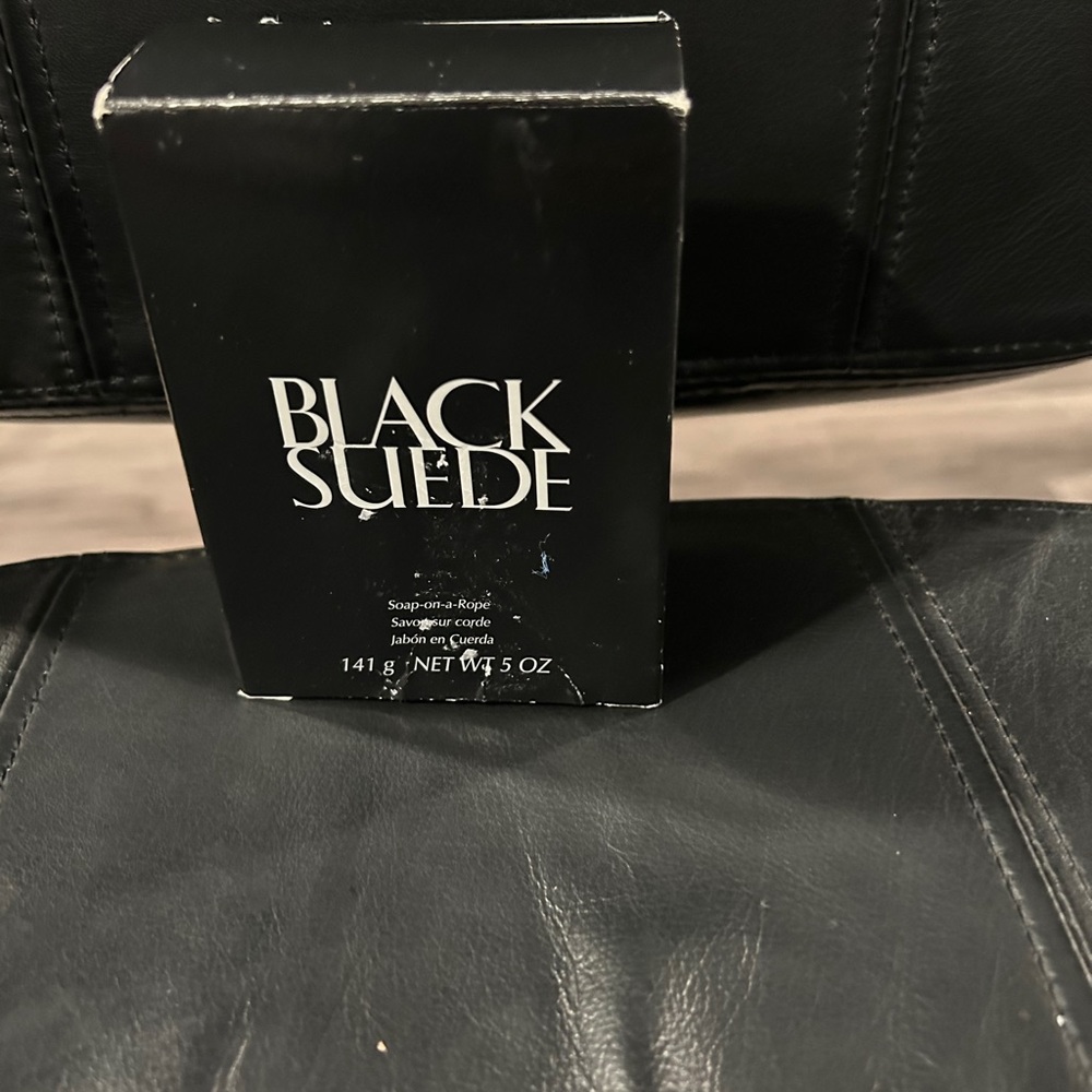 Black Suede Men Grooming Cleanser - Black